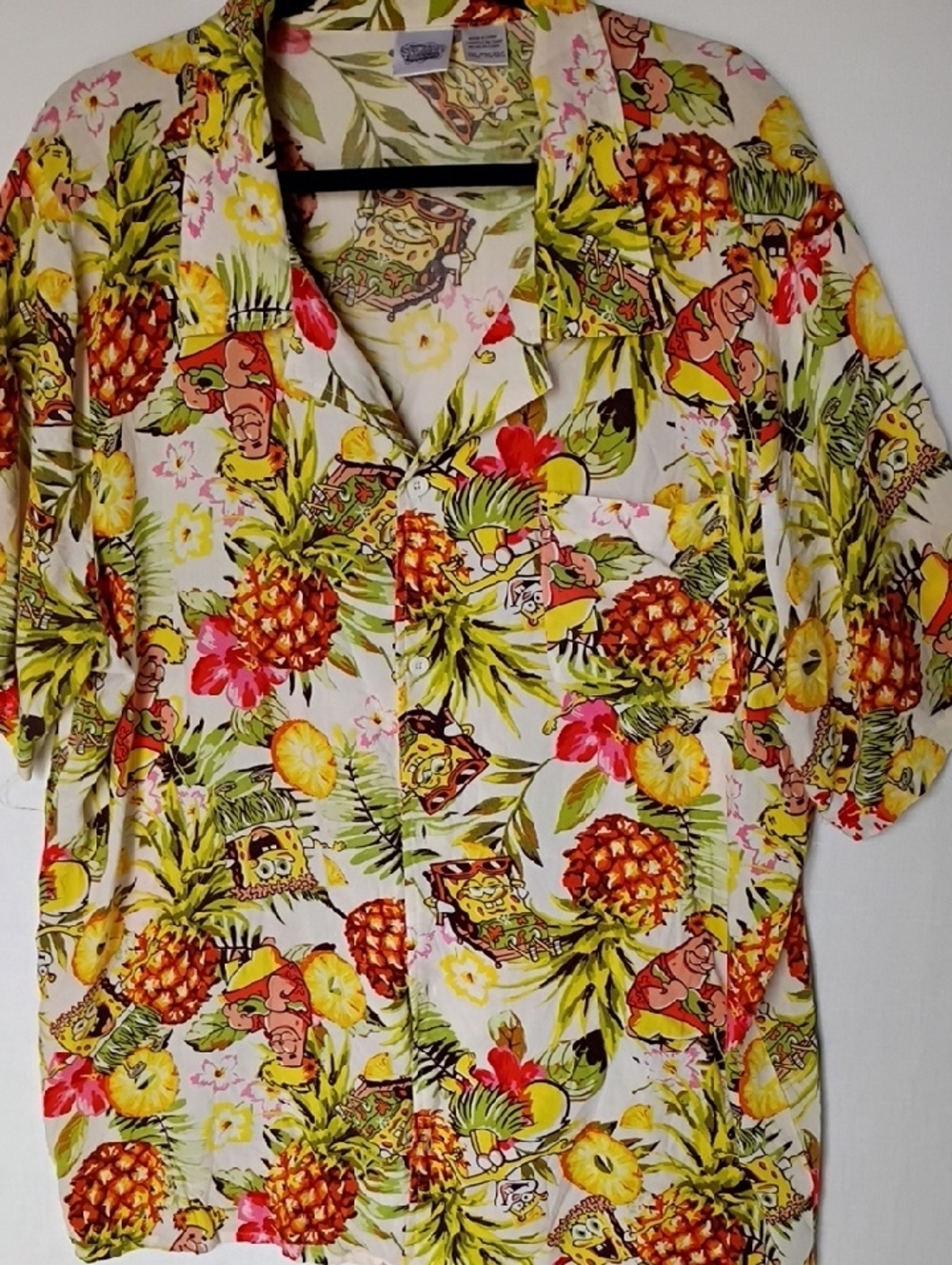 SpongeBob SquarePants Men's Tropical Pineapple Print Short Sleeve Shirt Size XXL - Picture 2 of 7